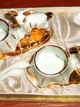 SALIÈRE   POIVRIÈRE PORCELAINE DE PARIS