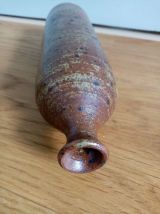 Bouteille soliflore en grès pyrité