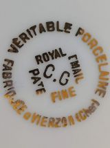 lot de 72 pièces a porcelaine