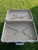 Valise rigide vintage 
