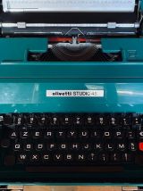 Machine à écrire Olivetti Studio 45 Ettore Sottsass 1967/70s