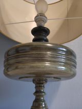 grande lampe verte en bois tourné