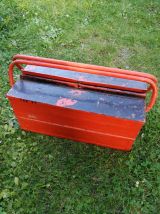 Caisse à outils en métal 