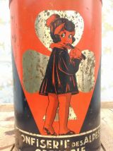 Boite publicitaire en tôle (confiserie des Alpes)