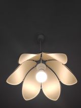 suspension 6 pétales de lotus noire