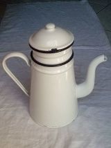cafetière en acier émaillé , vintage