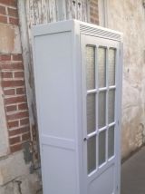 armoire vitrine parisienne