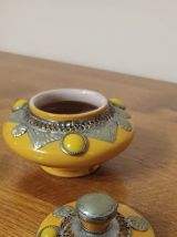 Pot céramique et décor métal argenté style oriental