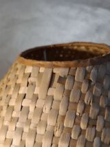 lampe bois tourné avec veinage marquer et abat jour rotin 19