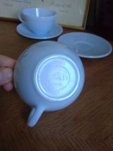 Tasses opaline bleue