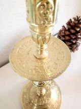 Paire de bougeoirs en laiton