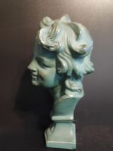 buste d'enfant en plâtre