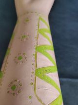 main baguier en plâtre vintage