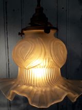 suspension tulipe verre opaque