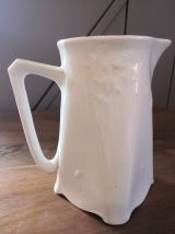 Pichet romantique vintage