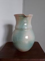 Pichet à anse vert céladon turquoise et caramel