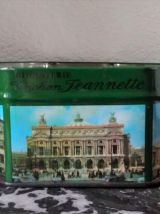 Boite en tôle lihographiée Notre dame de Paris (rare)