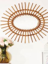 Miroir soleil oval en rotin années 60