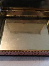 ANCIENNE BOITE Métal periode 1950 