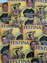 lot de cartes postales cycliste équipe Festina 