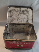 Ancienne BOITE TOLE Anglaise LYONS Tea 