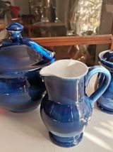 Très bel ensemble de vaisselle céramique bleu 12 pièces sign