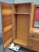 Armoire asymétrique