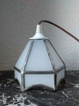 Jolie paire de suspension en verre blanc (Années 30)