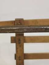 Luge vintage en bois.