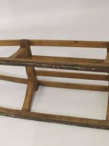 Luge vintage en bois.