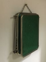 Petit miroir de barbier