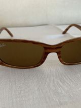 Lunettes de soleil RAY BAN modèle RB 4067