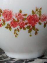 4 bols arcopal (modèle roses)