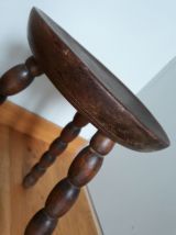 Tabouret tripode bois tourné façon bobine