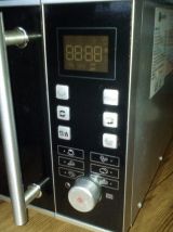 Four à micro-ondes Mandine MMF25Z-16