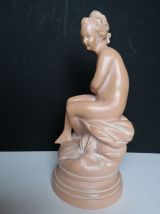 Sculpture femme au bain