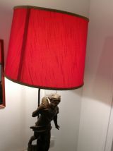 Lampe à poser en Régule '' l'homme à la cruche '' 