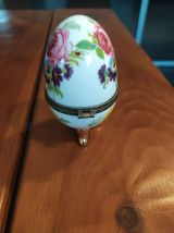 Boîte en forme d'oeuf