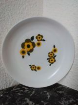 4 assiettes arcopal - motif lotus (années 70)