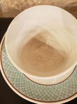 7 tasses + 8 sous tasses porcelaine opaque