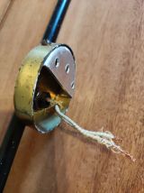 applique laiton et opaline blanche