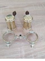 Ensemble saliére-poivriere vintage