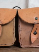 Robustes cartouchières militaires en cuir
