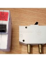 10A disjoncteur fusible automatique à broches 20mm CEBEC