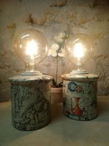 Lot de 2 lampes déco récup' upcycling à décor vintage.