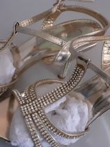 Escarpins or pour soirée. Talons 10cm Haut. 