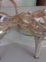 Escarpins or pour soirée. Talons 10cm Haut. 