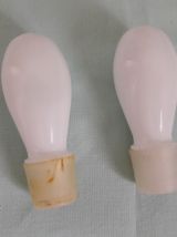 Huilier et vinaigrier en opaline