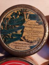 boites pastilles anciennes