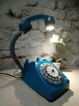 Lampe déco récup' upcycling téléphone vintage '80